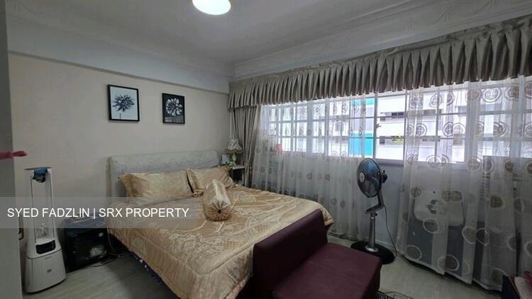 Blk 337 Jurong East Avenue 1 (Jurong East), HDB Executive #559129601